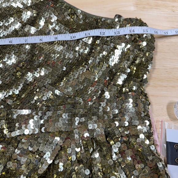 Mac Duggal NWT One Shoulder Bell Sleeve Sequin Gown Gold Size 4 Metallic Slit - Picture 7 of 10